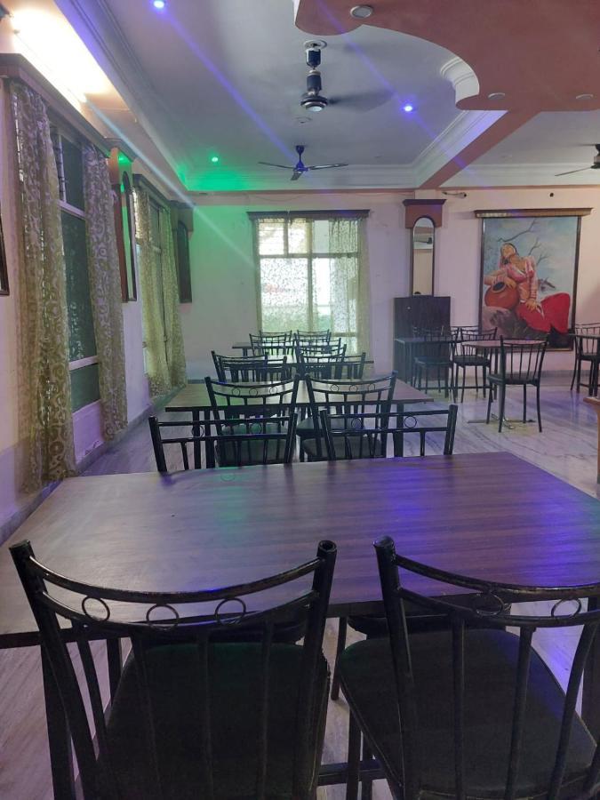 Hotel Shree Villa Harsola Екстериор снимка